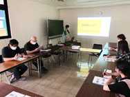 放課後等デイサービス太陽の家（どんぐり・ほっとスペース）より「第1回　職員内部研修」の報告です!