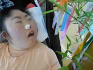 湘南希望の郷ケアセンターより七夕に向けて、笹に飾りつけを行いました！