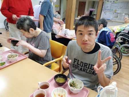 湘南あっとほーむ・ひだまり　ひだまり通信10月号　何気ない日常を集めてみましたパート3