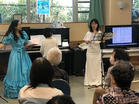 地域の縁側より　音楽会を行いました。
