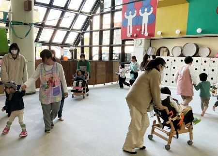 太陽の家 しいの実学園より　合同でCDリズムを行ないました！