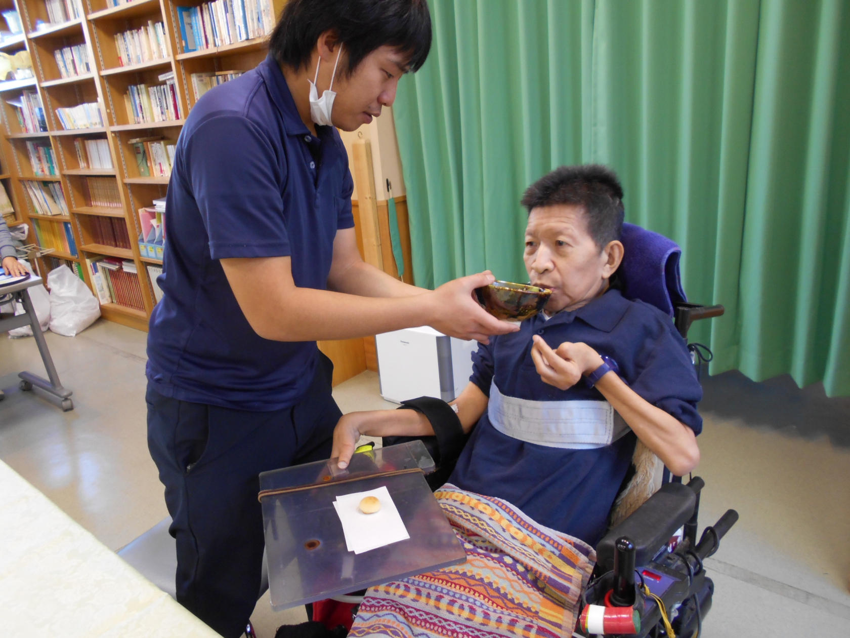湘南希望の郷から「郷のお正月?　新春お茶会」の報告です。
