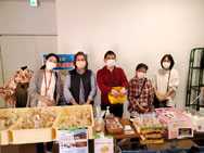 ライフ湘南より 「慶應義塾大学看護医療学部内にてパン等販売をさせていただきました」
