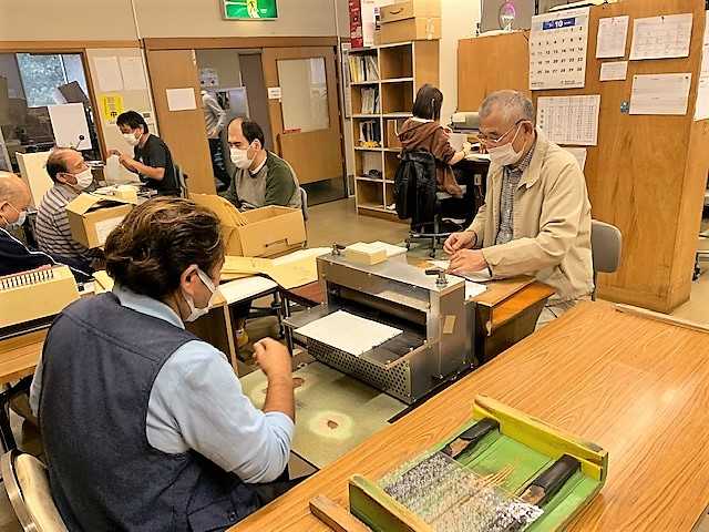 点字印刷の作業風景写真